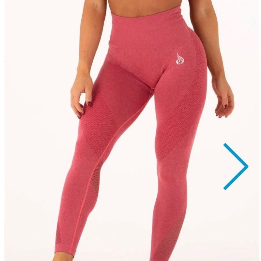 Seamless Tights- Hot Pink Marle